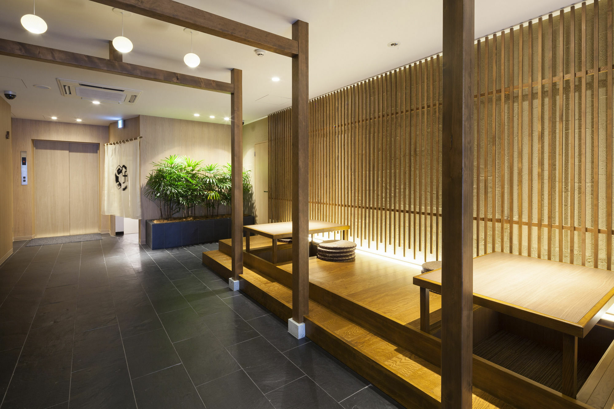 Tokyo Ginza Bay Hotel Екстериор снимка